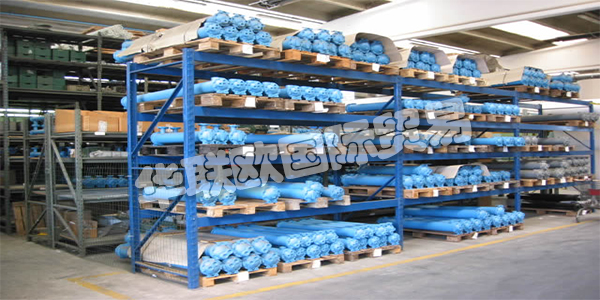 FLOVEX擁有適用于所有工業(yè)需求的各種熱交換器，他們的工廠設(shè)計和制造的產(chǎn)品適用于各種領(lǐng)域，從液壓到造船，從能源回收到石油和天然氣。