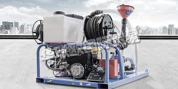 德國TRACTO-TECHNIK公司主要供應(yīng)：德國TRACTO-TECHNIK鉆機,TRACTO-TECHNIK液壓單元，位移錘，夯錘，循環(huán)系統(tǒng)等產(chǎn)品。